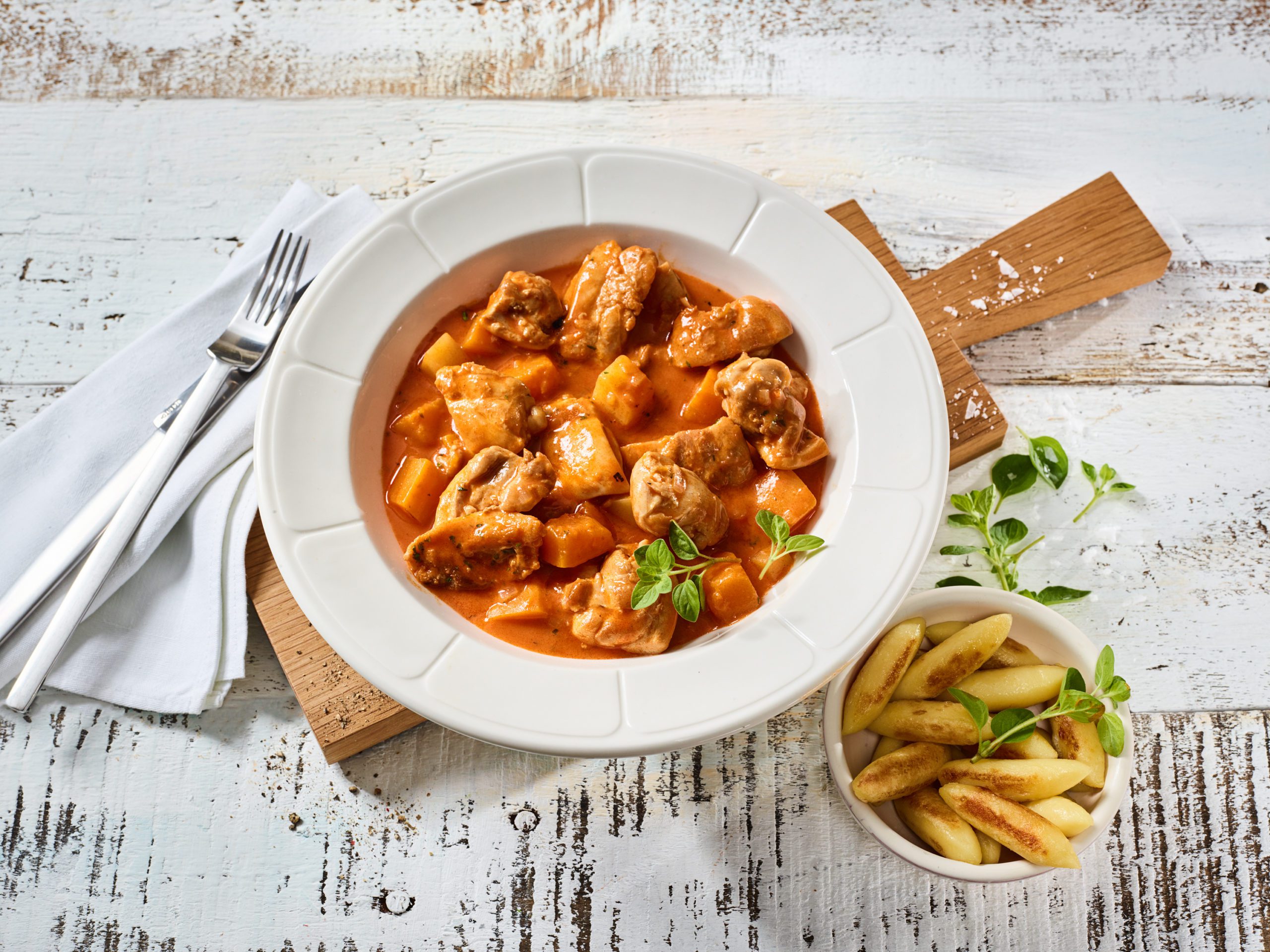 Hähnchen-Kürbisgulasch mit Schupfnudeln