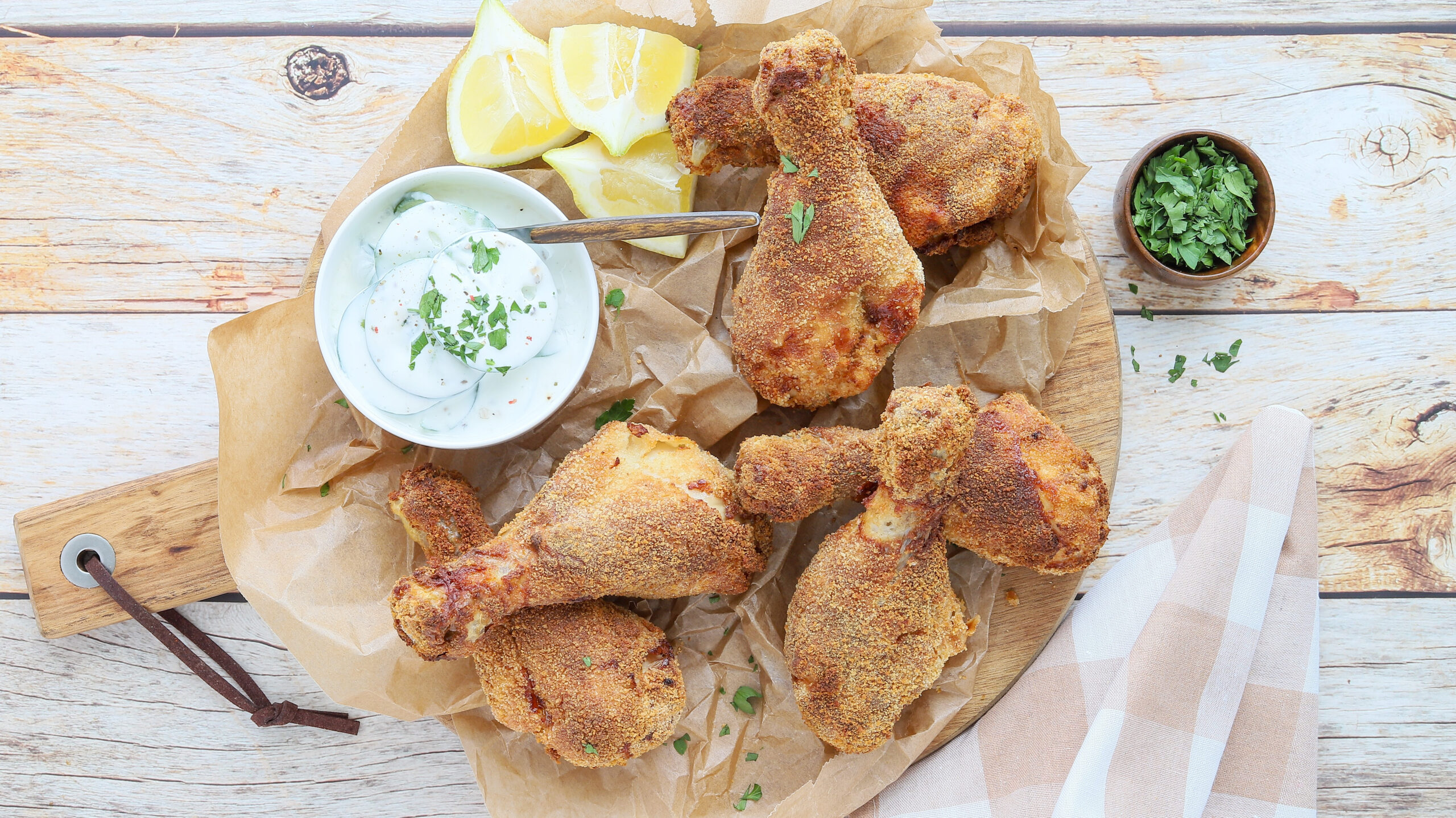 Backhendl mit Gurkensalat